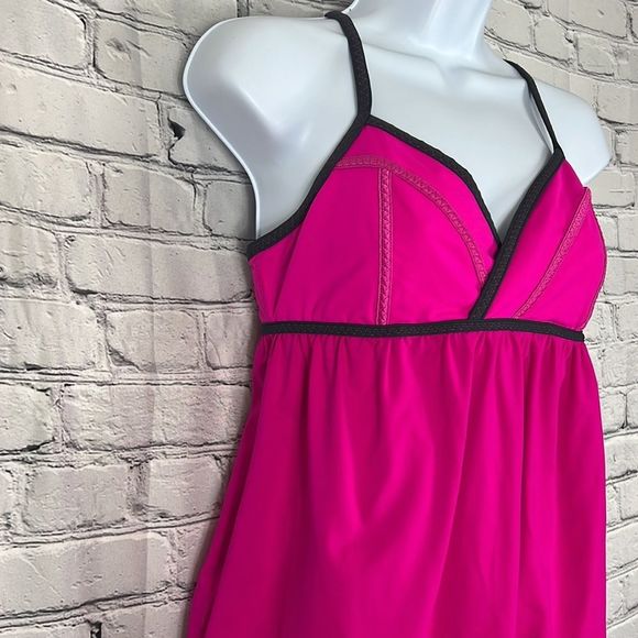 Lululemon Rehearsal Athletic Tank Top swimsuit top Paris Pink size 4 - Picture 3 of 12